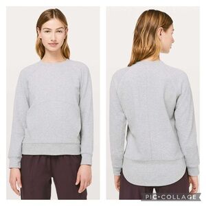 Lululemon Catch A Moment Crew Size 6